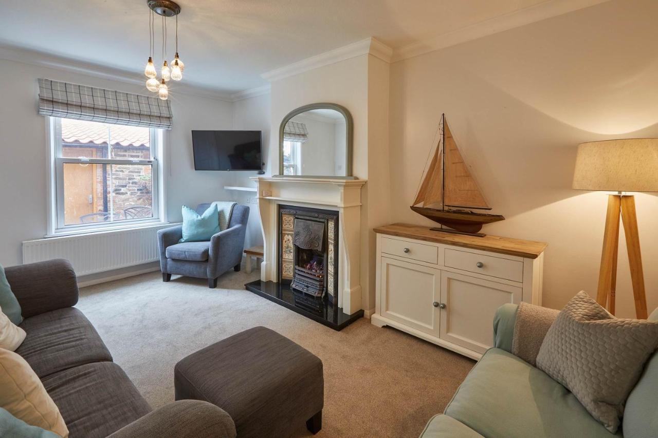 Host & Stay - Adventure House Whitby Eksteriør billede