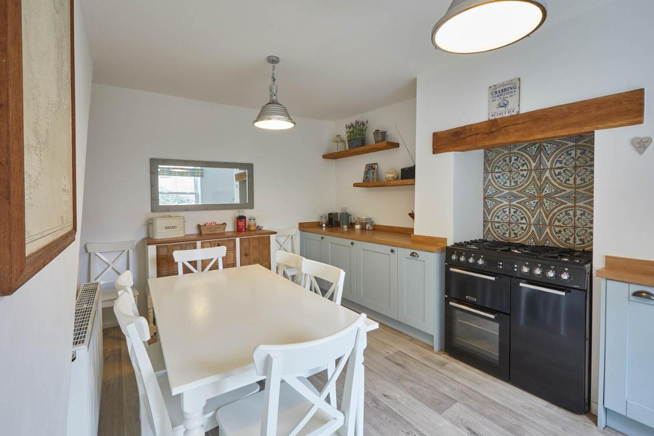 Host & Stay - Adventure House Whitby Eksteriør billede